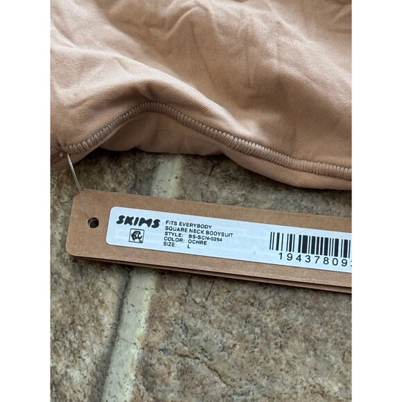 Skims Fits Everybody Square Neck Bodysuit Ochre Large - Picture 8 of 10